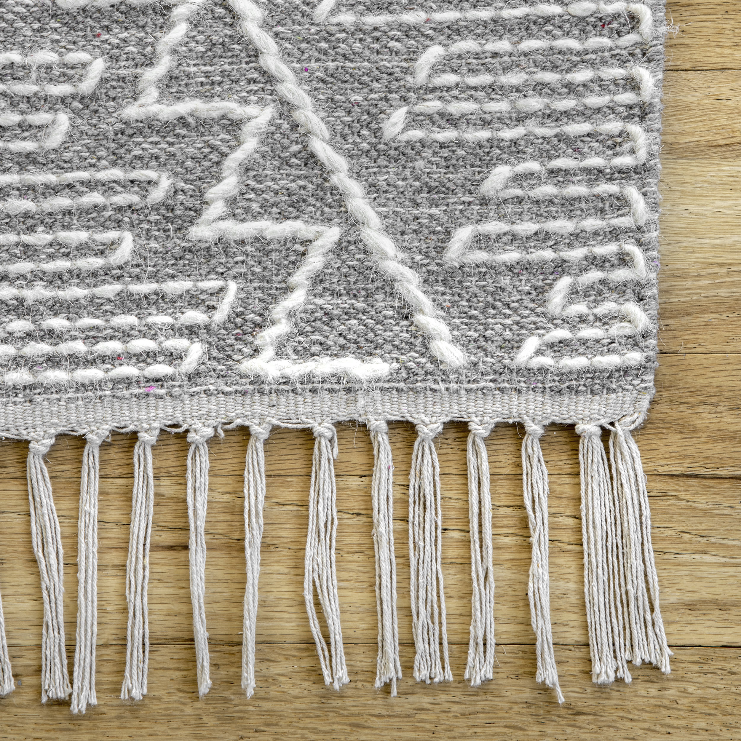 Tribal Eye Trellis Rug | Grey - Image 3