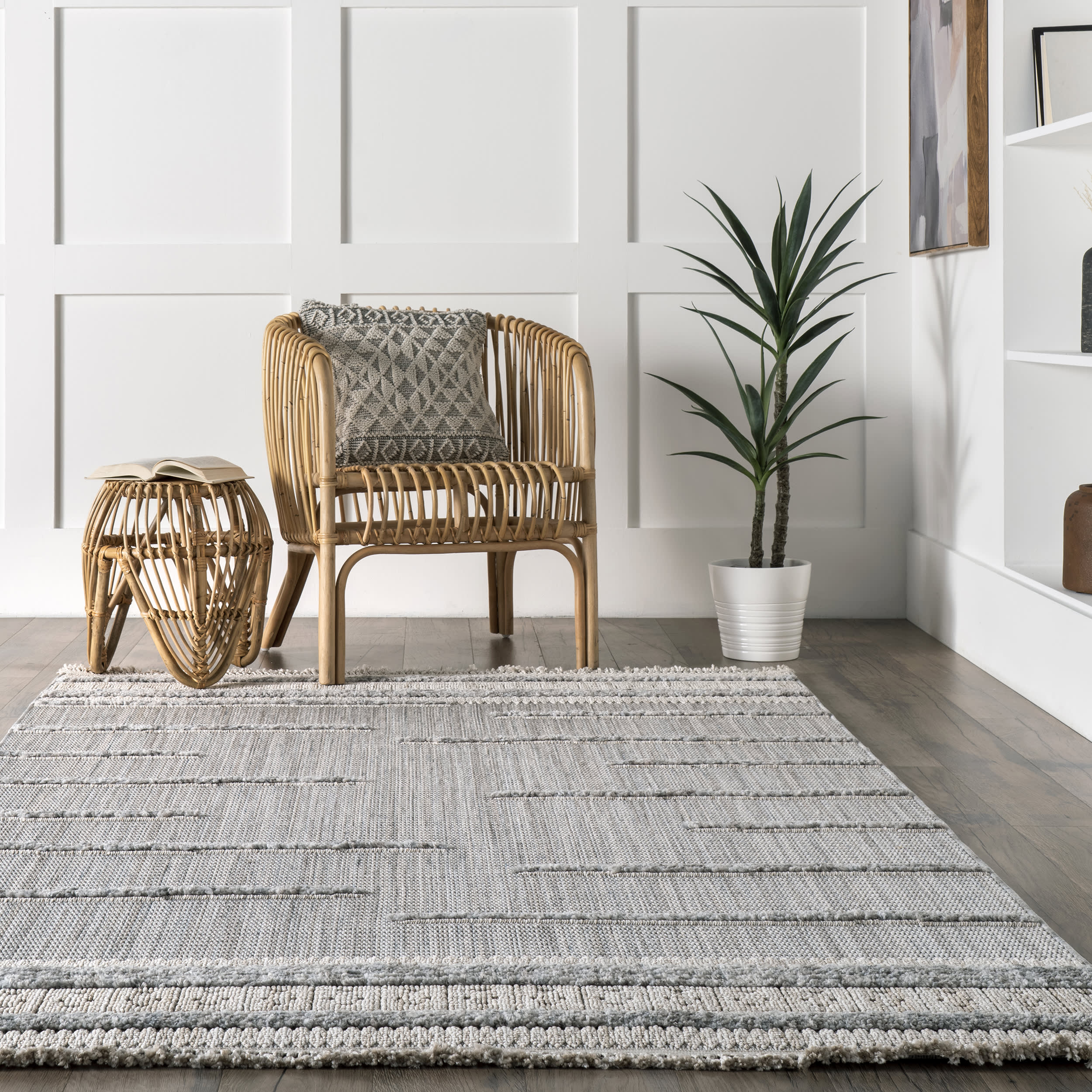 Uma Parallel Lines Rug | Light Grey - Image 4