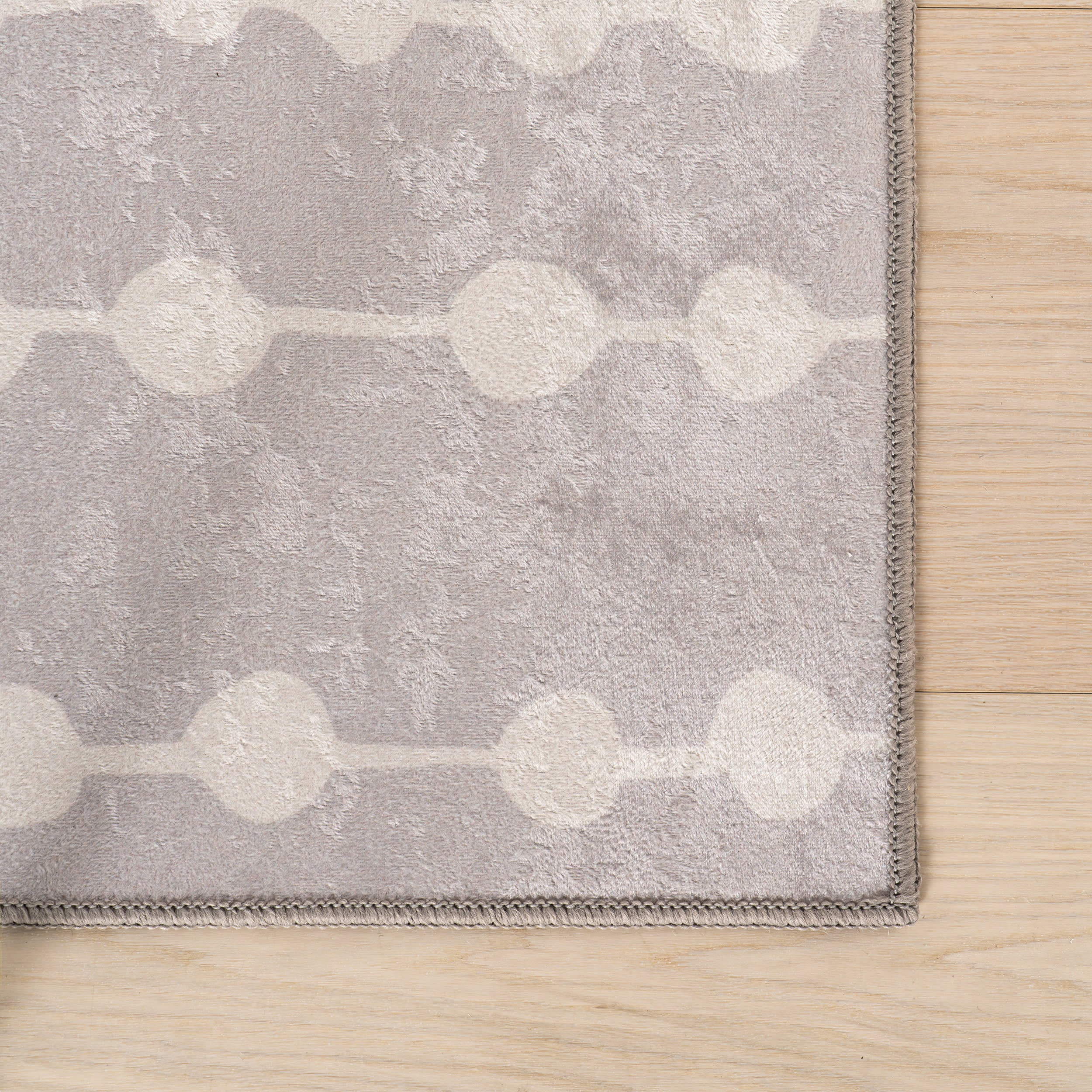 Valti Bohemian Polka Dot Washable Rug | Grey - Image 4