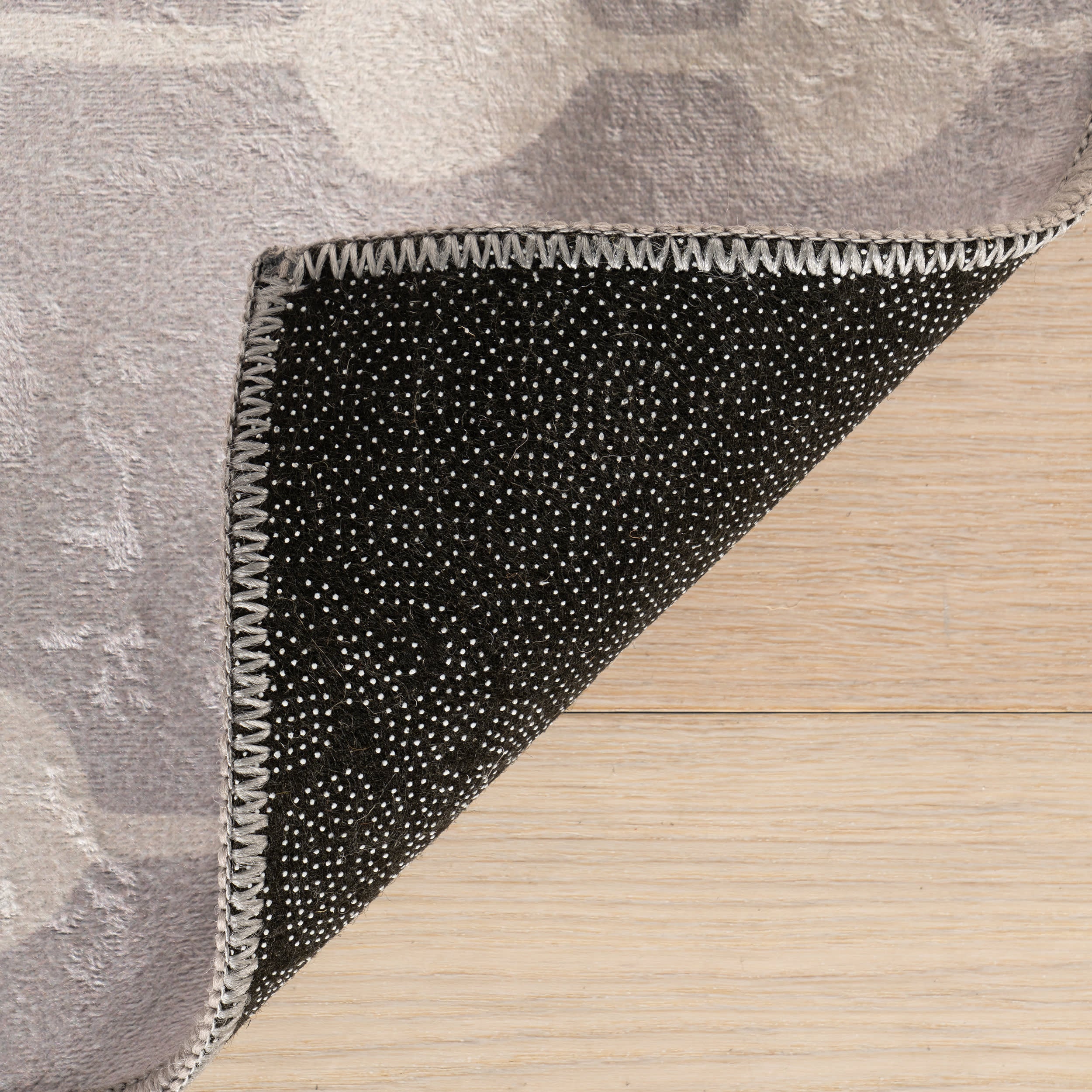 Valti Bohemian Polka Dot Washable Rug | Grey - Image 8