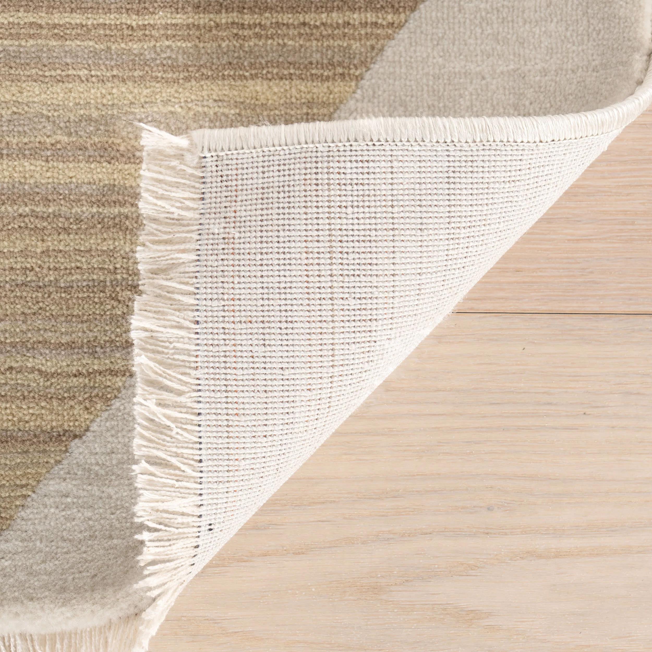 Vanni Checkered Fringed Rug | Ivory - Image 8