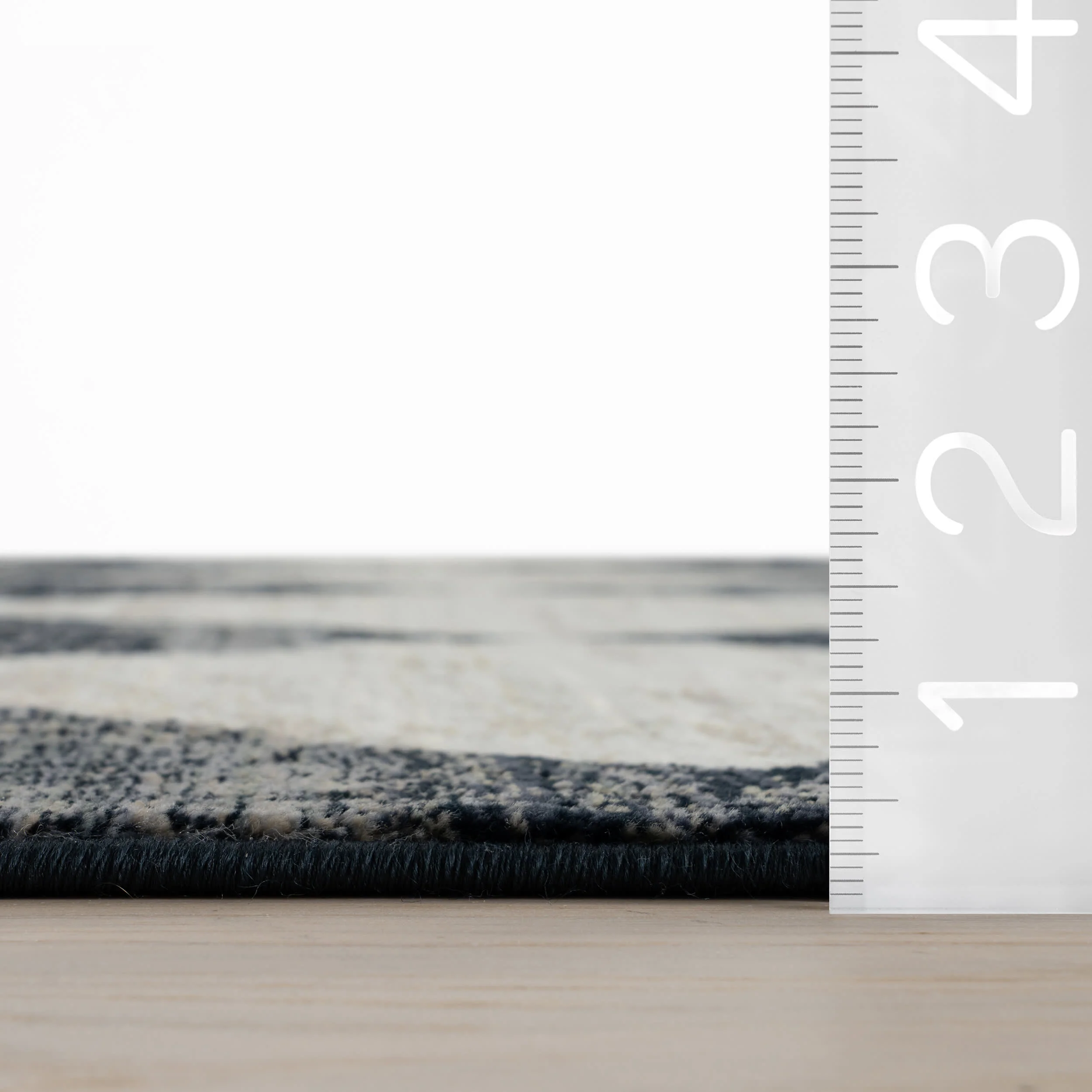 Vanni Checkered Fringed Rug | Navy - Image 6