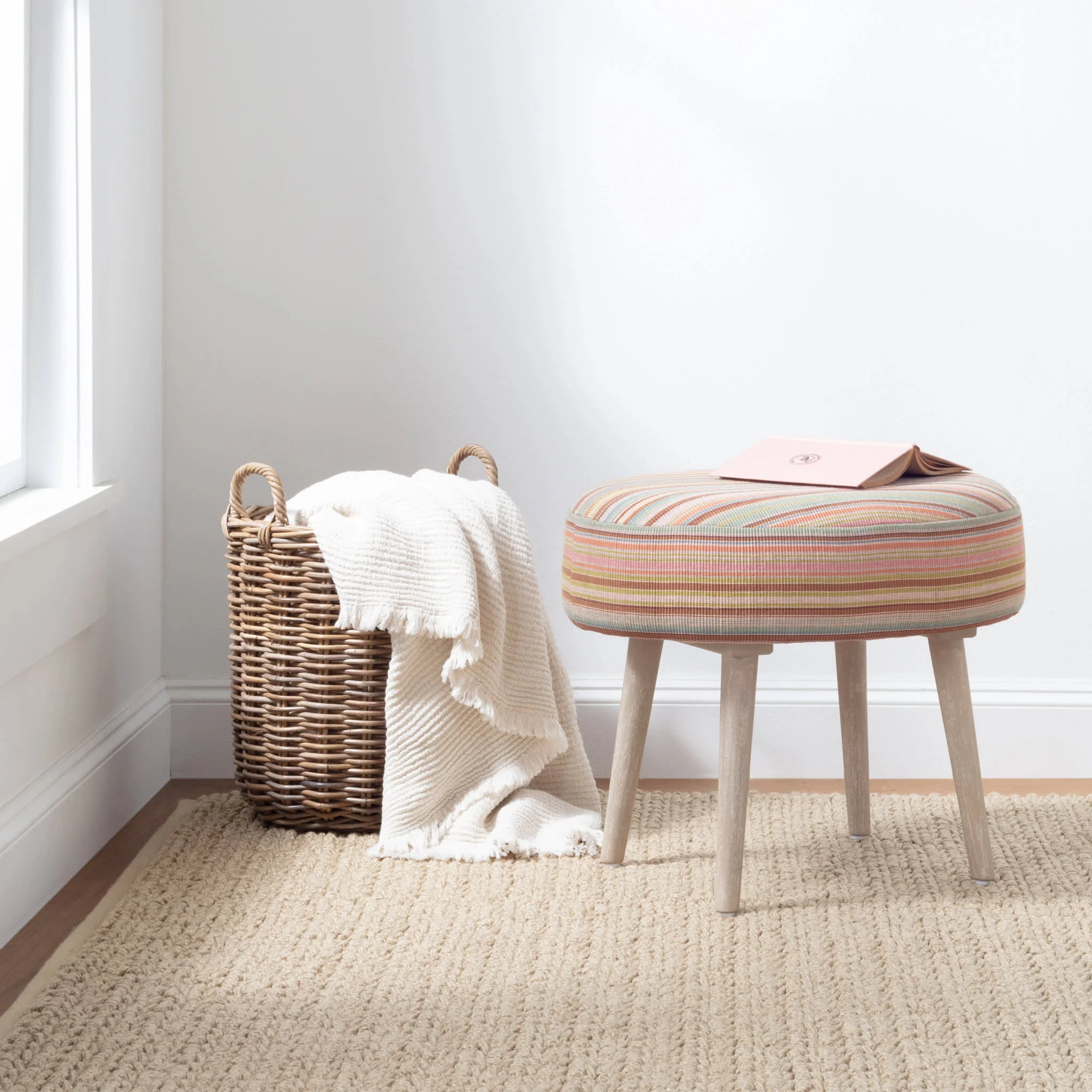 Veranda Handwoven Performance Rug | Natural - Image 4