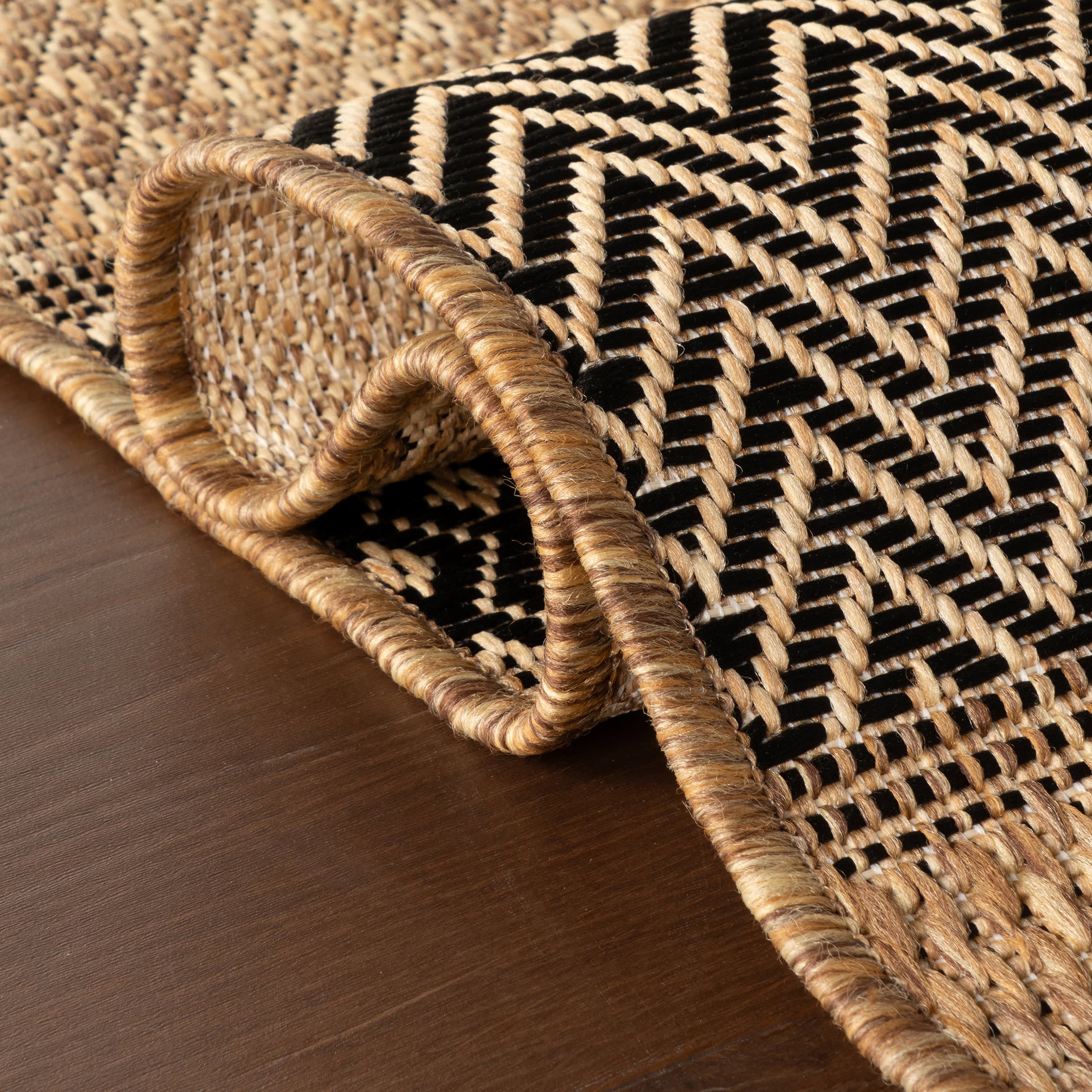 Vielle Modern Abstract Indoor/Outdoor Rug | Black - Image 11