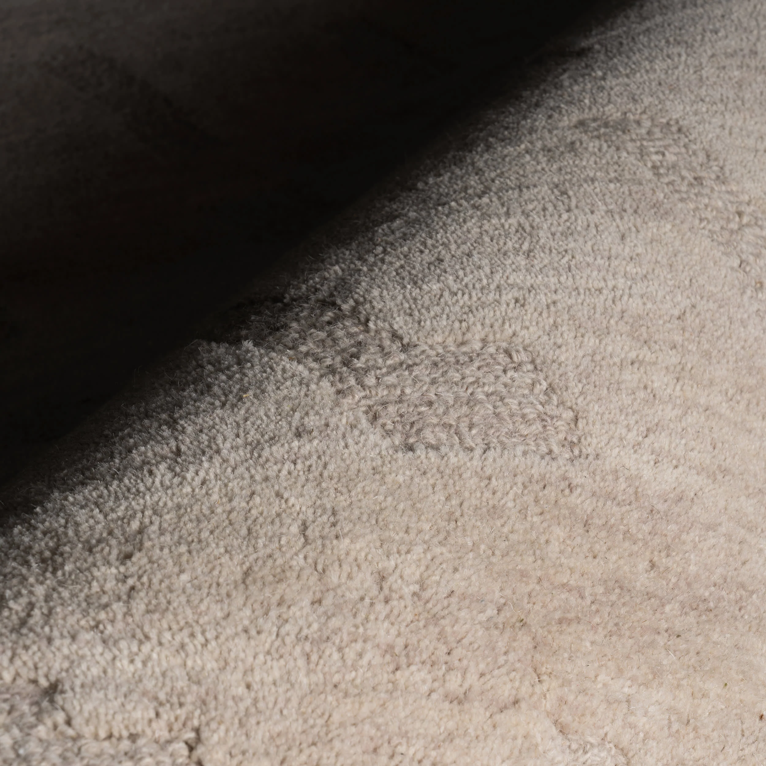 Vinel Modern Abstract Rug | Beige - Image 4