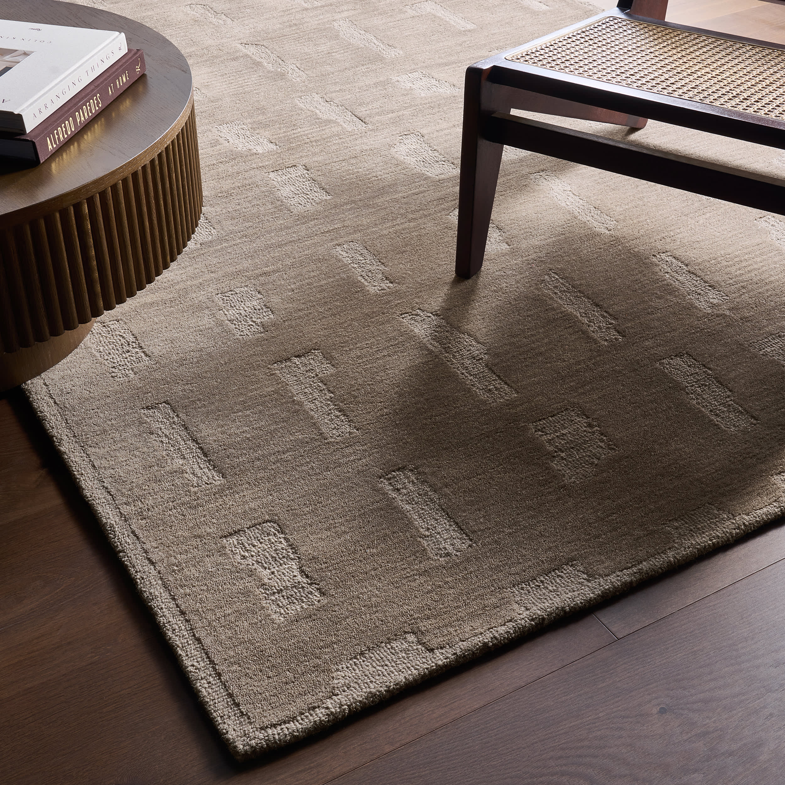 Vinel Modern Abstract Rug | Taupe - Image 3