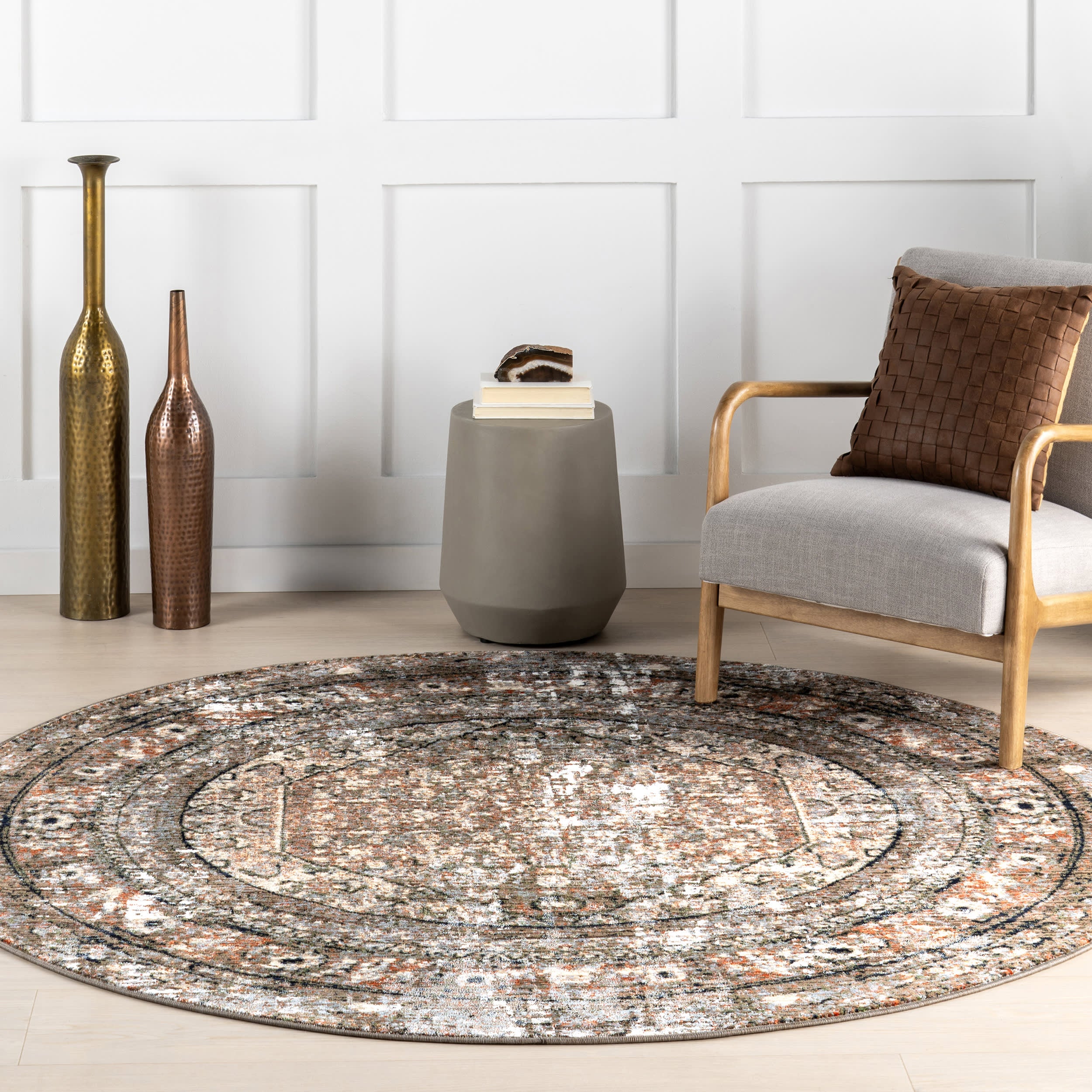 Vintage Medallion Fringe Rug | Beige - Image 2