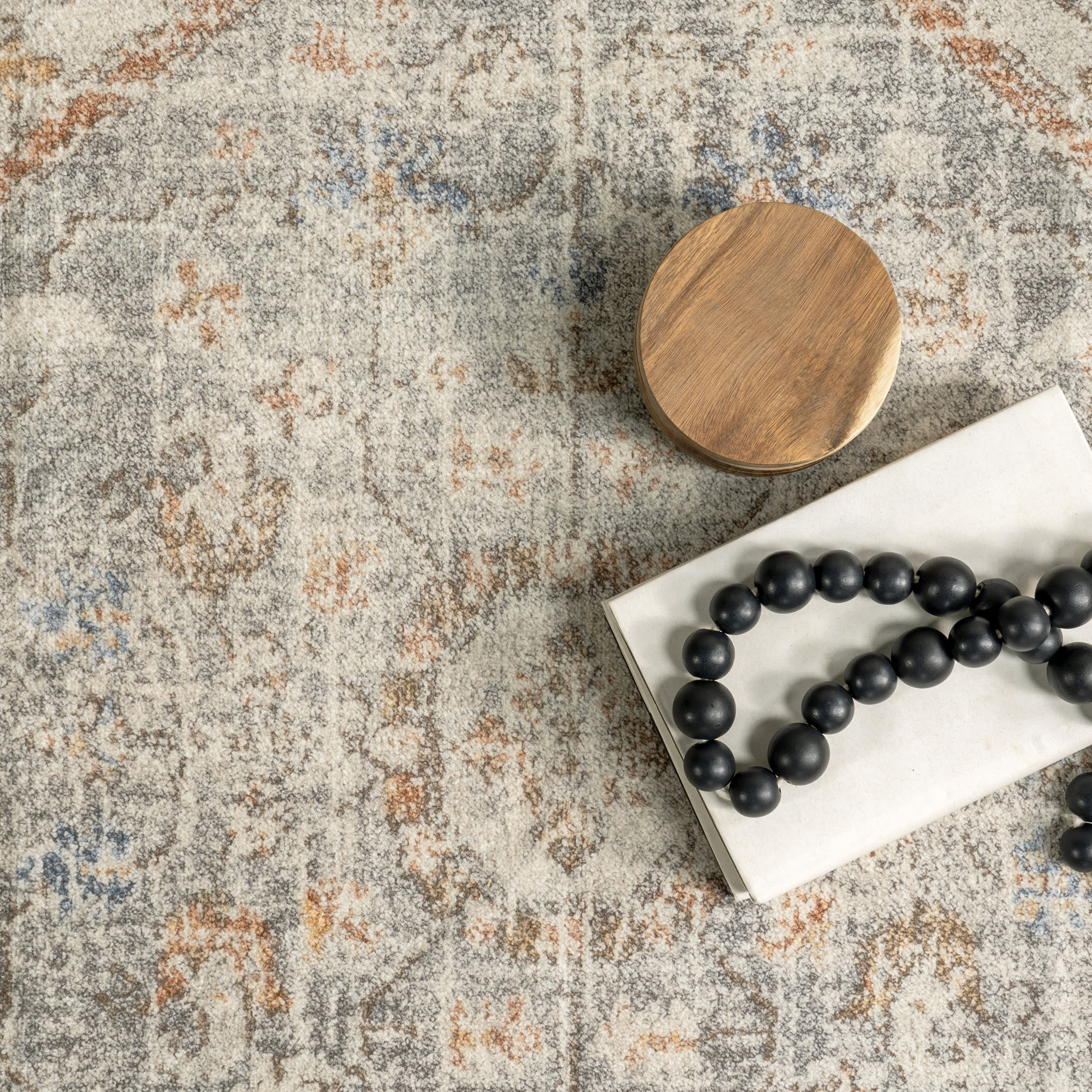 Vintage Medallion Washable Rug | Light Grey - Image 7