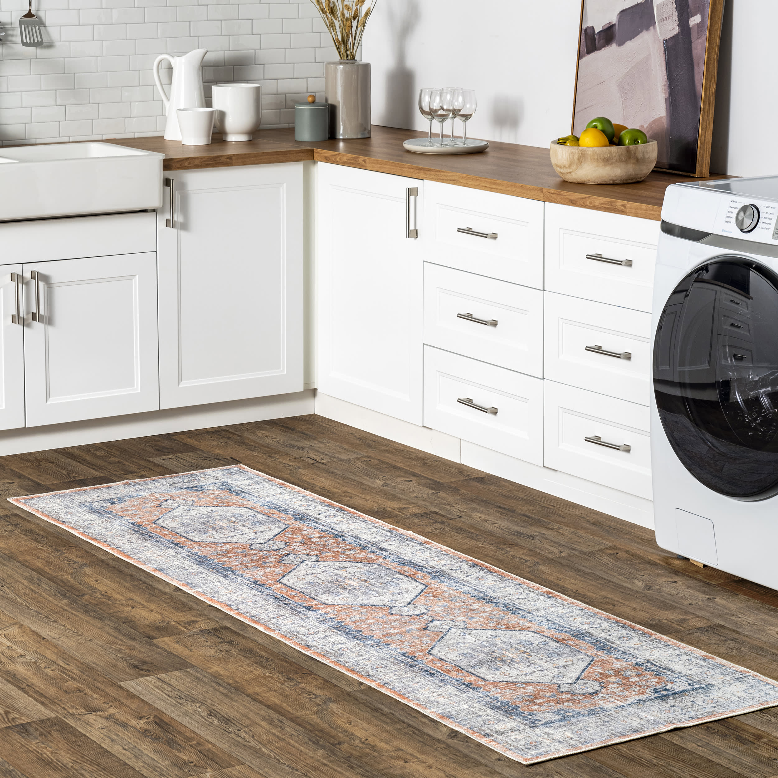 Vintage Medallion Washable Rug | Peach - Image 2