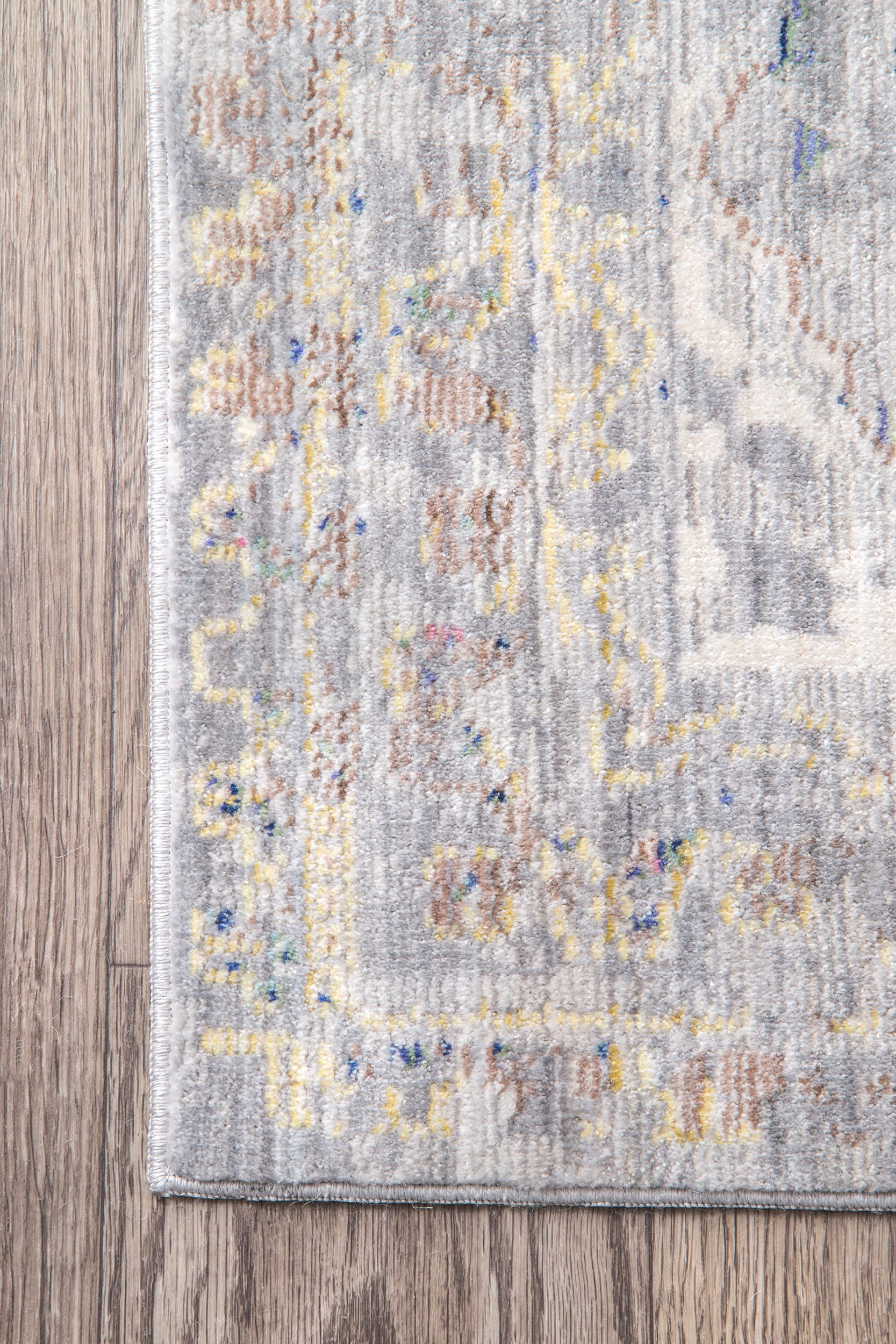 Vintage Trellis Rug | Grey - Image 3