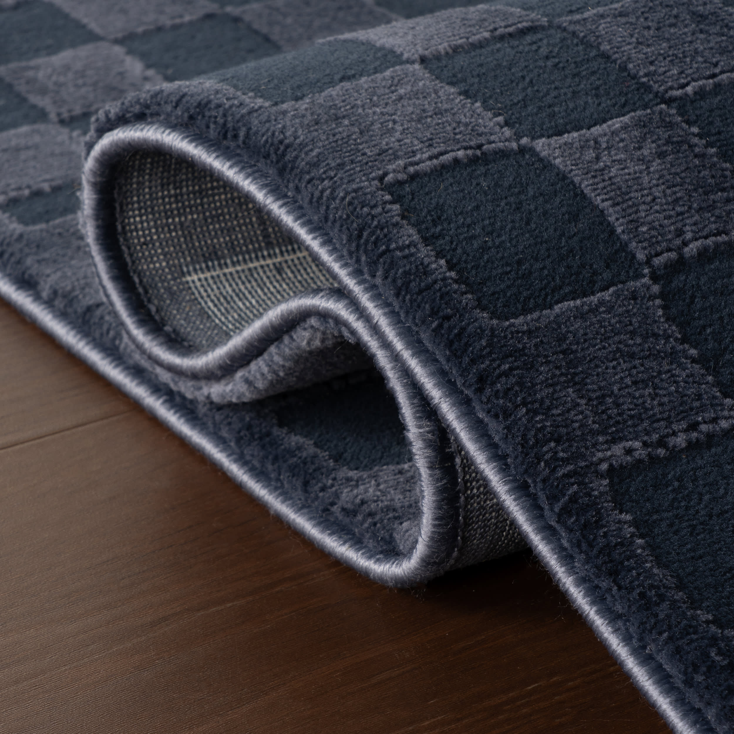 Vira Checkered Plush Textured Washable Rug | Blue - Image 11