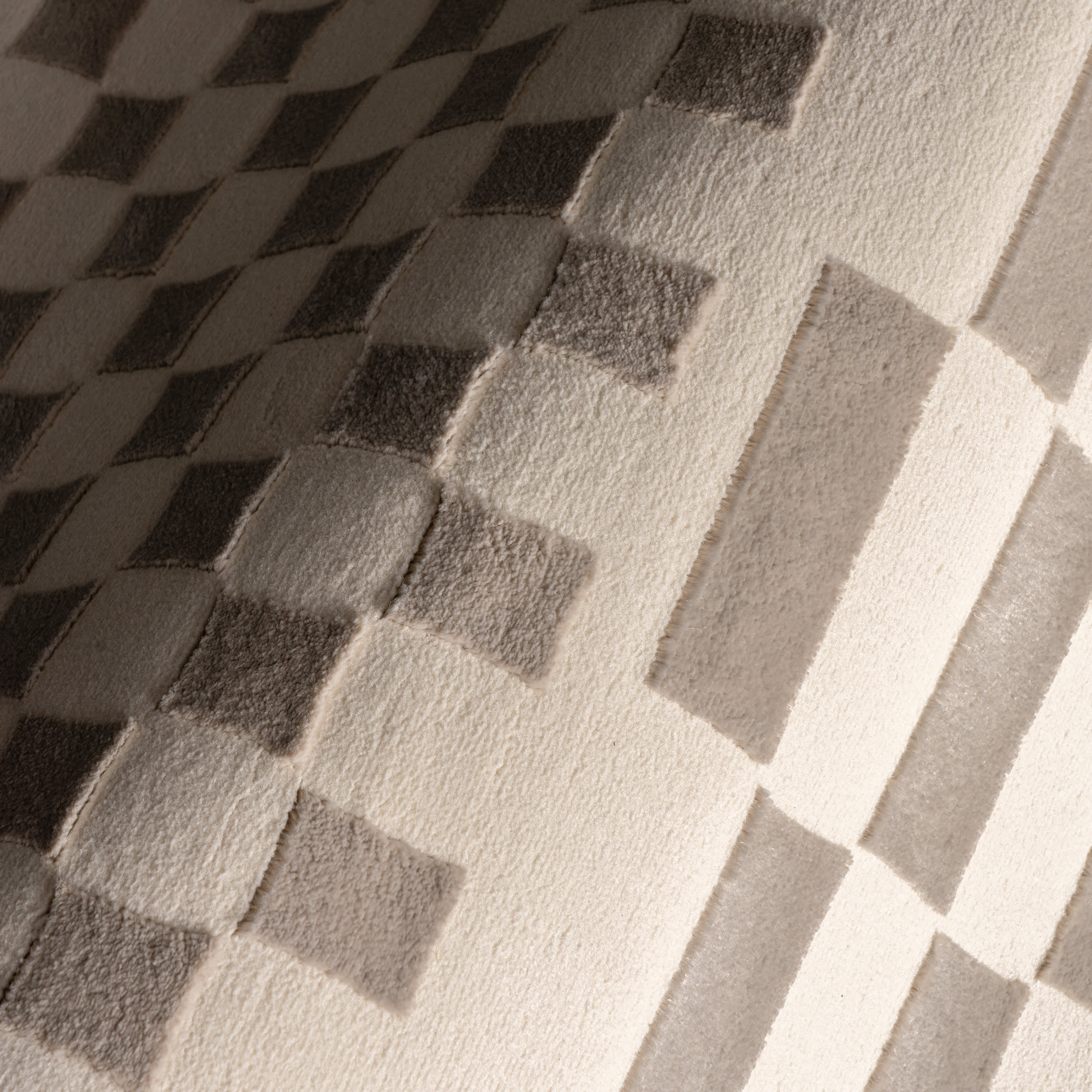 Vira Checkered Plush Textured Washable Rug | Cream - Image 3