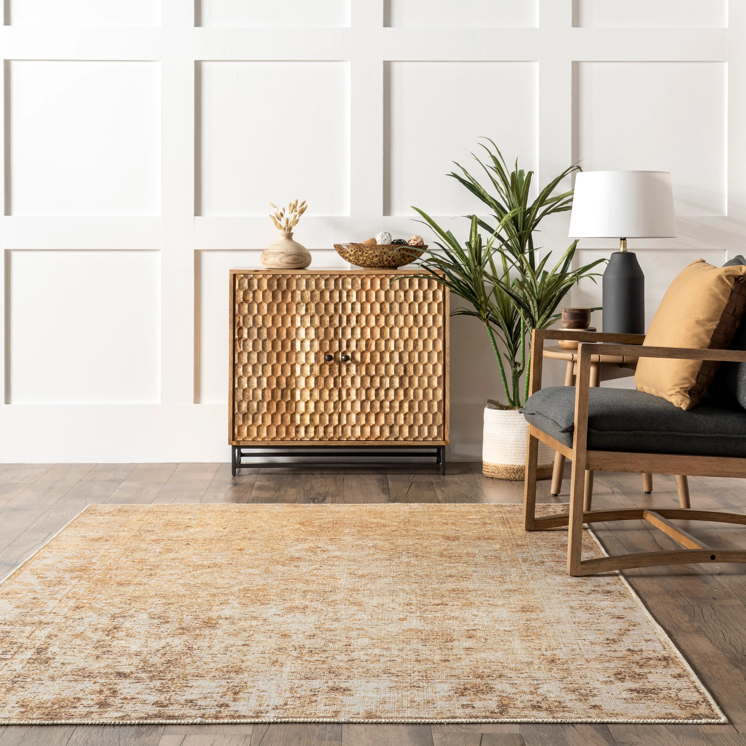 Washable Faded Vintage Rug | Beige - Image 4