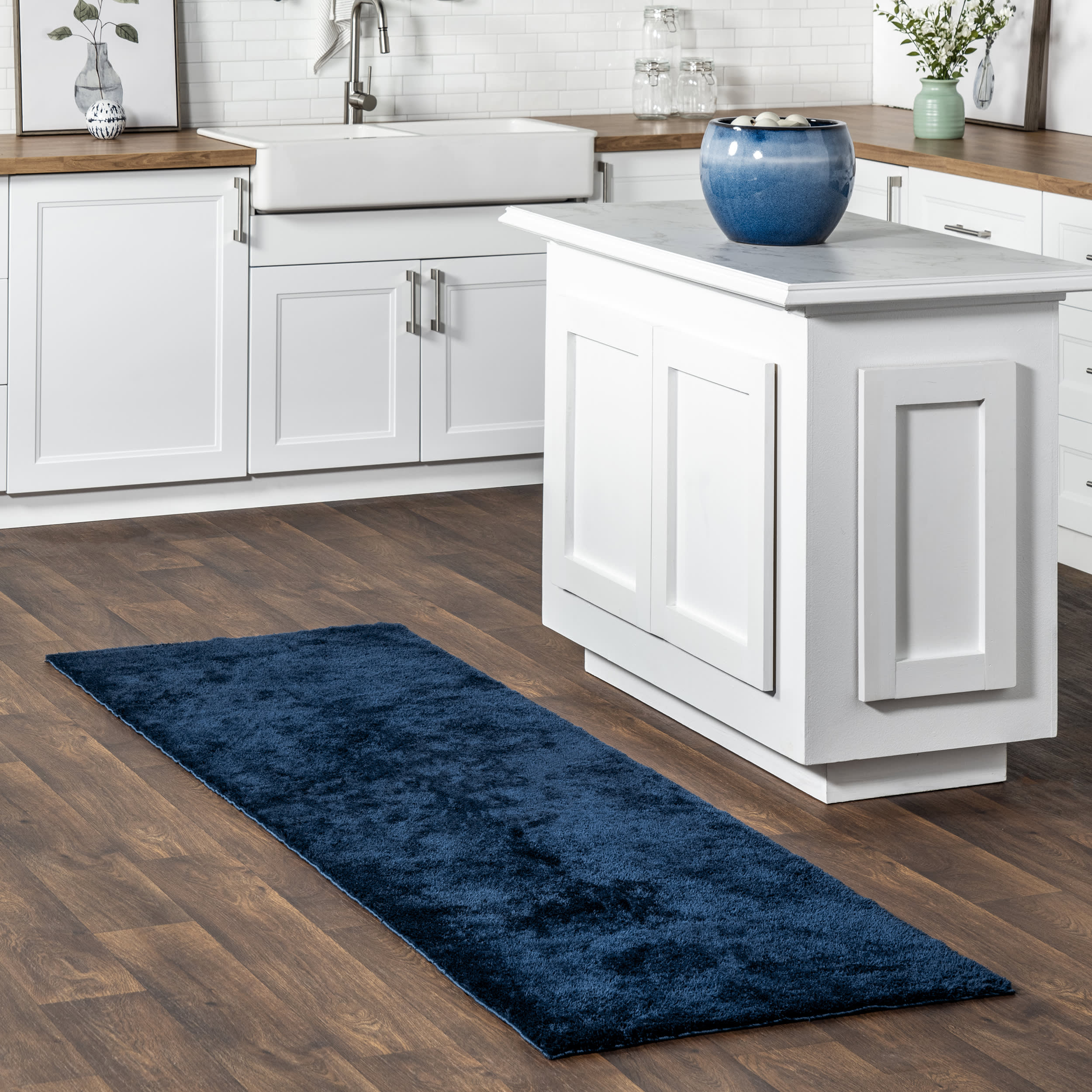 Washable Solid Shag Rug | Navy - Image 2