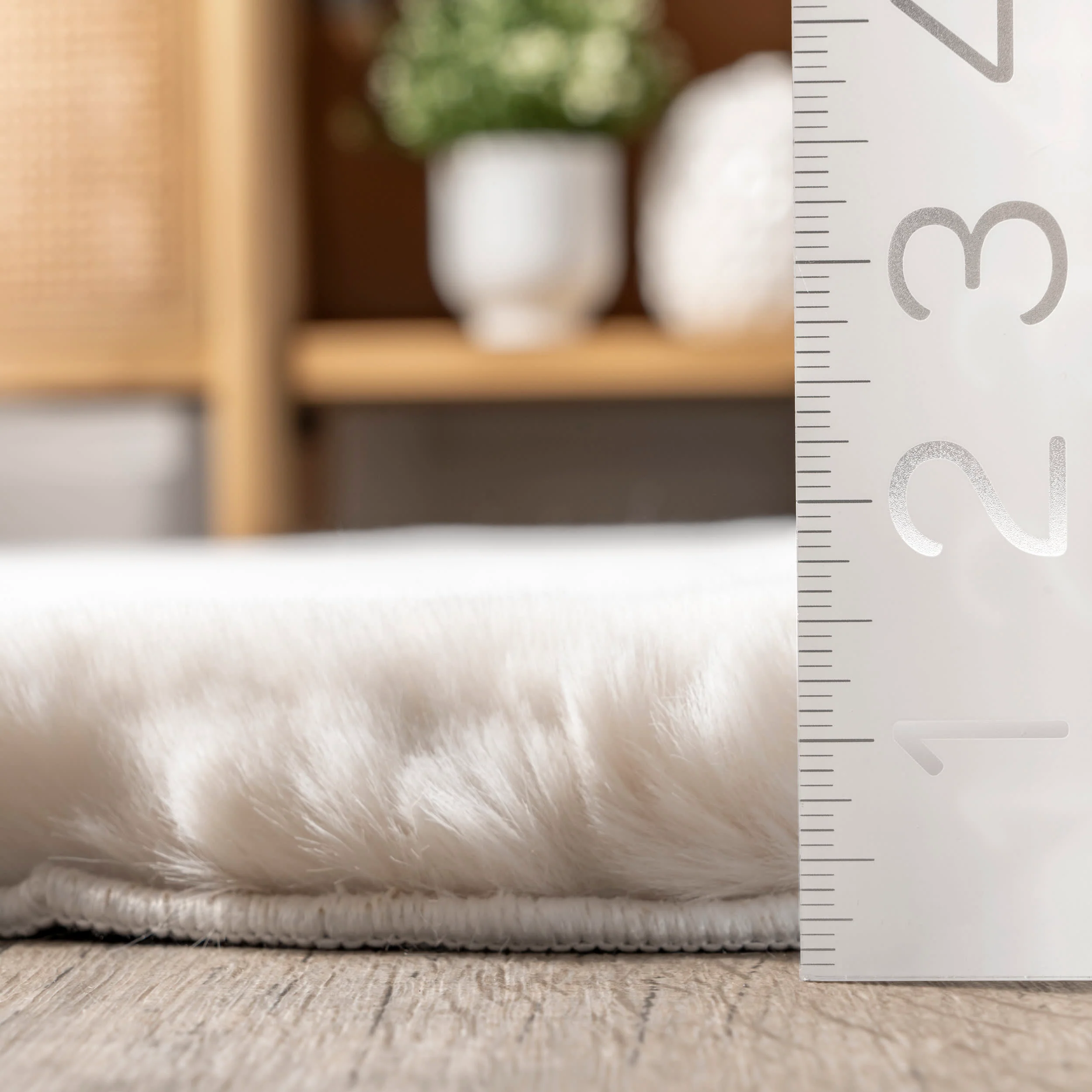Waverly Quarto Faux Sheepskin Pelt Plush Cloud Washable Rug | Off White - Image 5