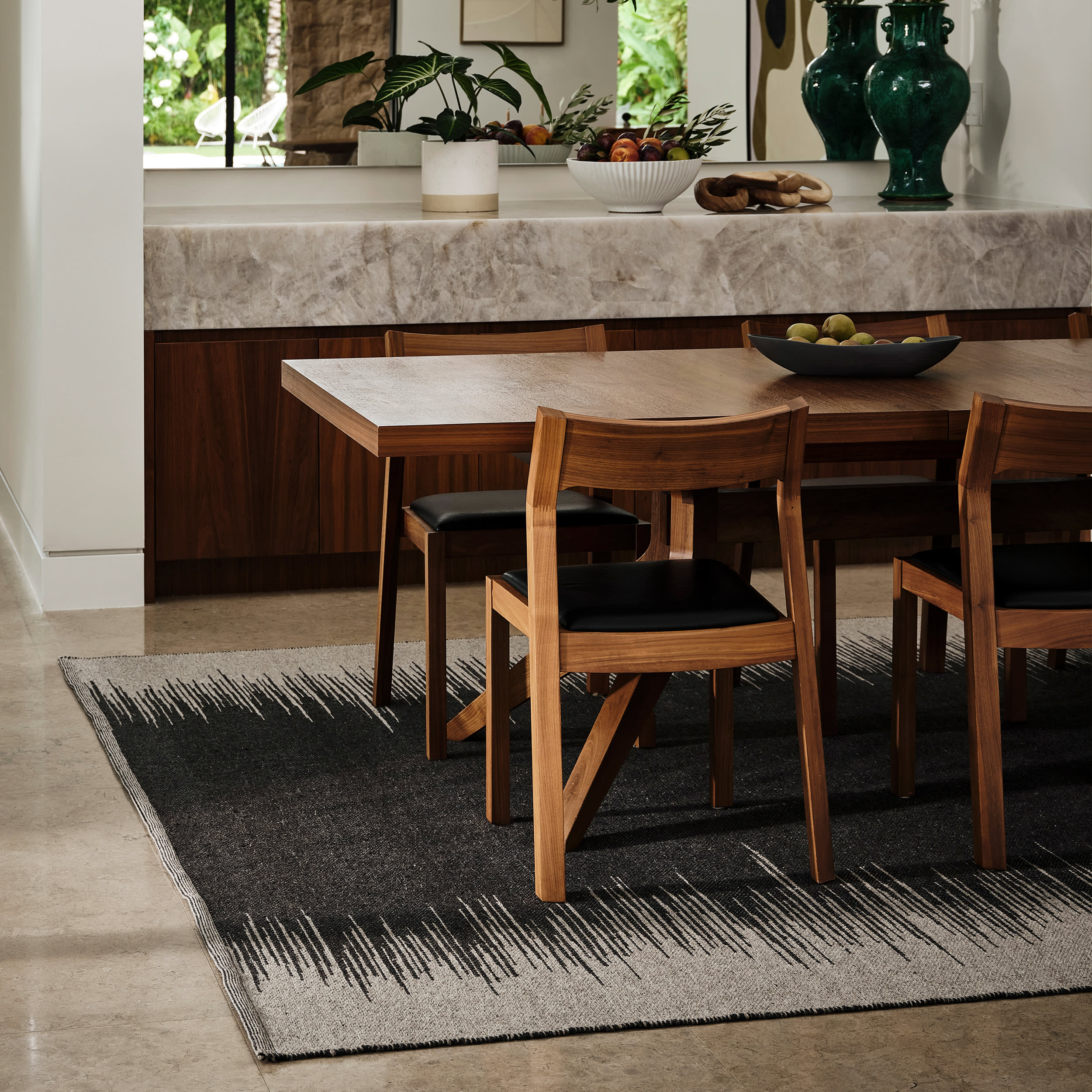 Wolf Reversible Wool Rug | Black - Image 6