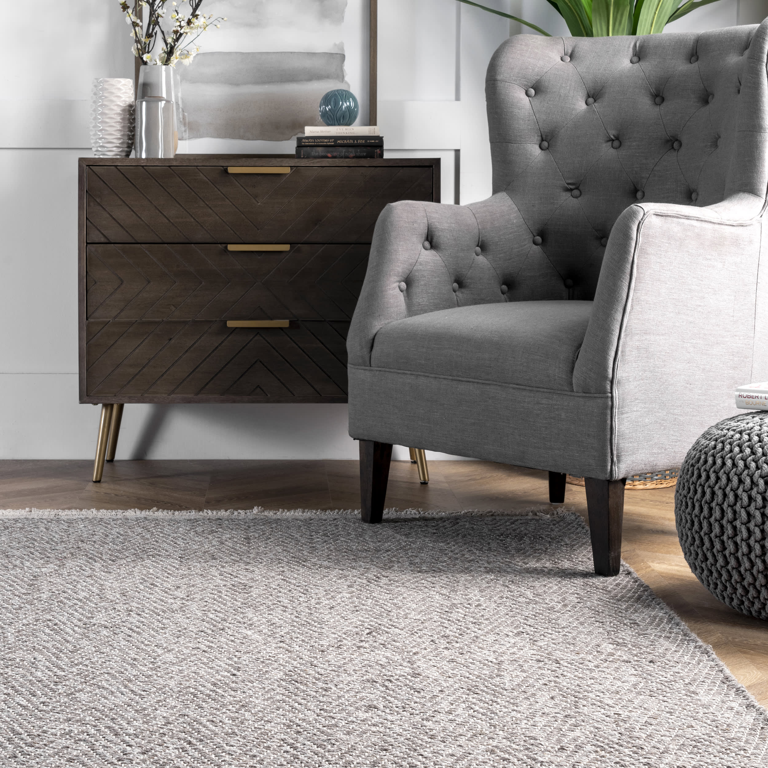 Wool Chevrons Tassel Rug | Grey - Image 4