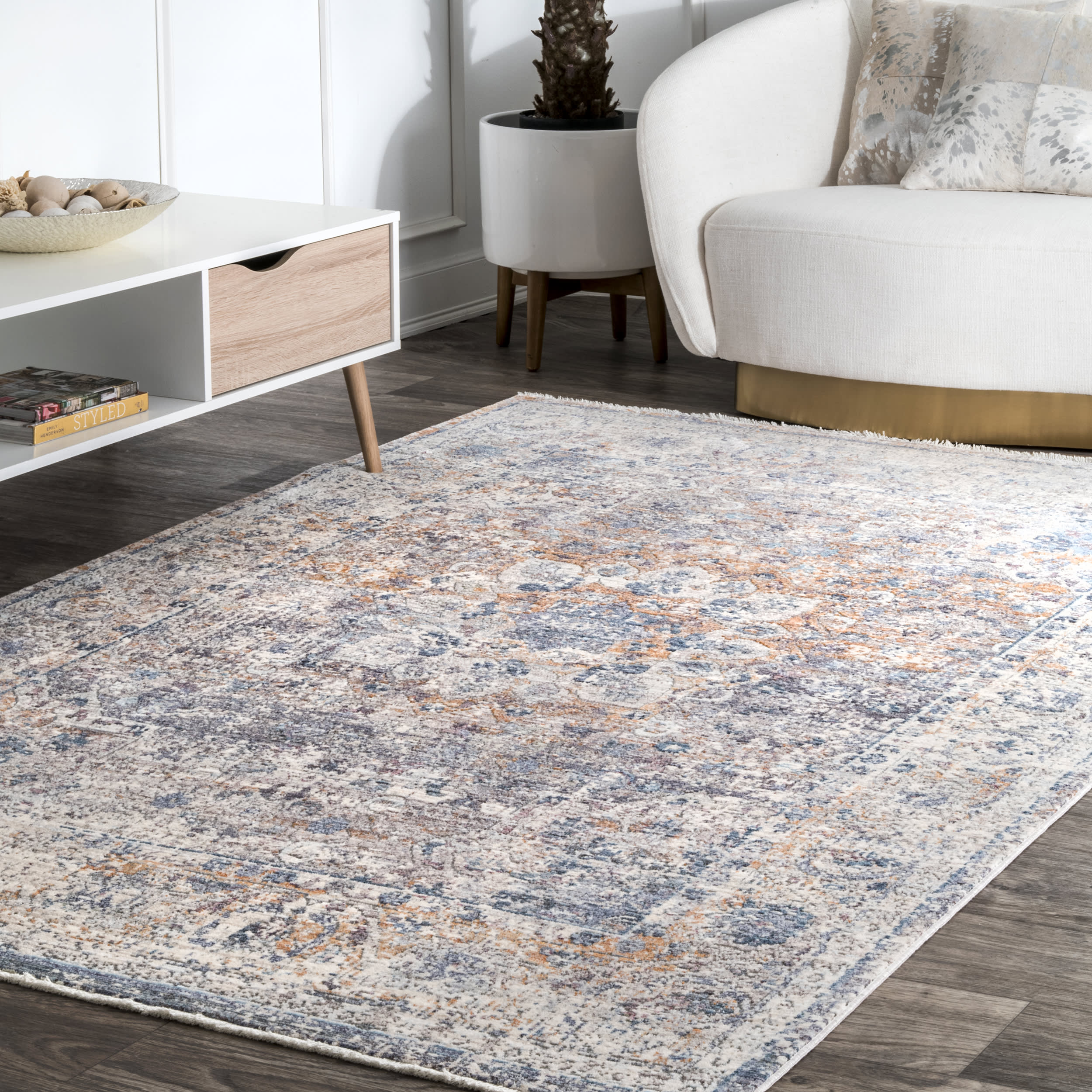 Wreath Medallion Fringe Rug | Blue - Image 2
