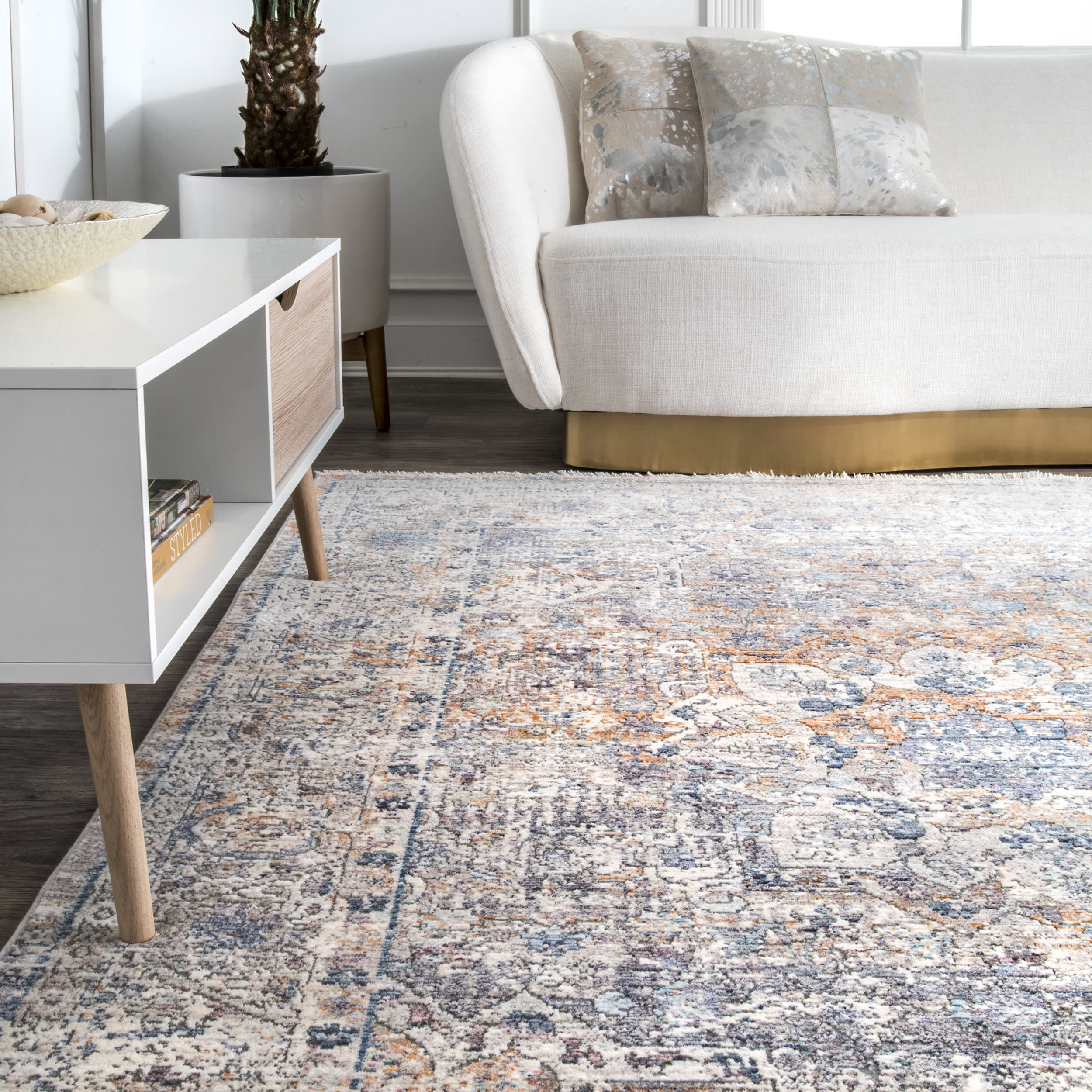 Wreath Medallion Fringe Rug | Blue - Image 4