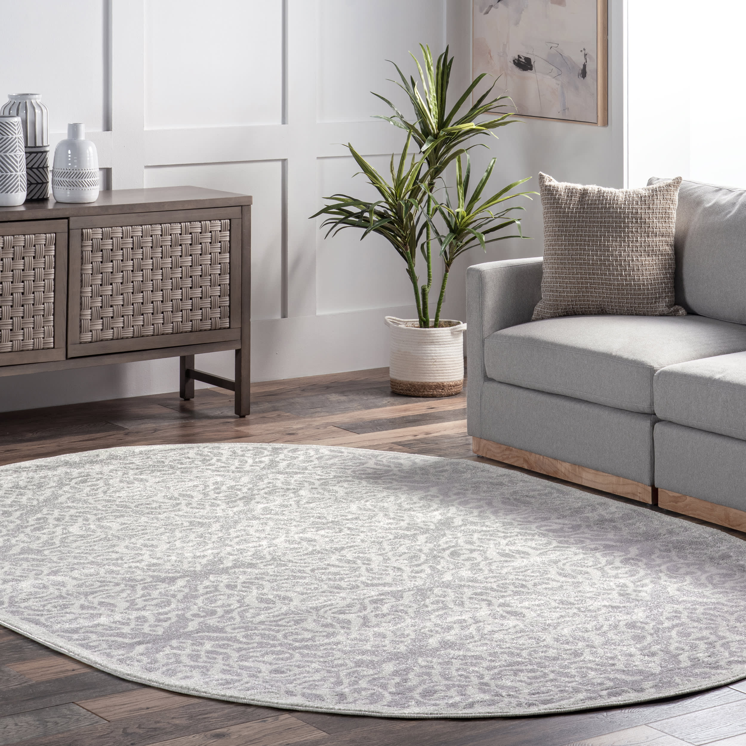 Wrought Iron Trellis Rug | Grey - Image 2