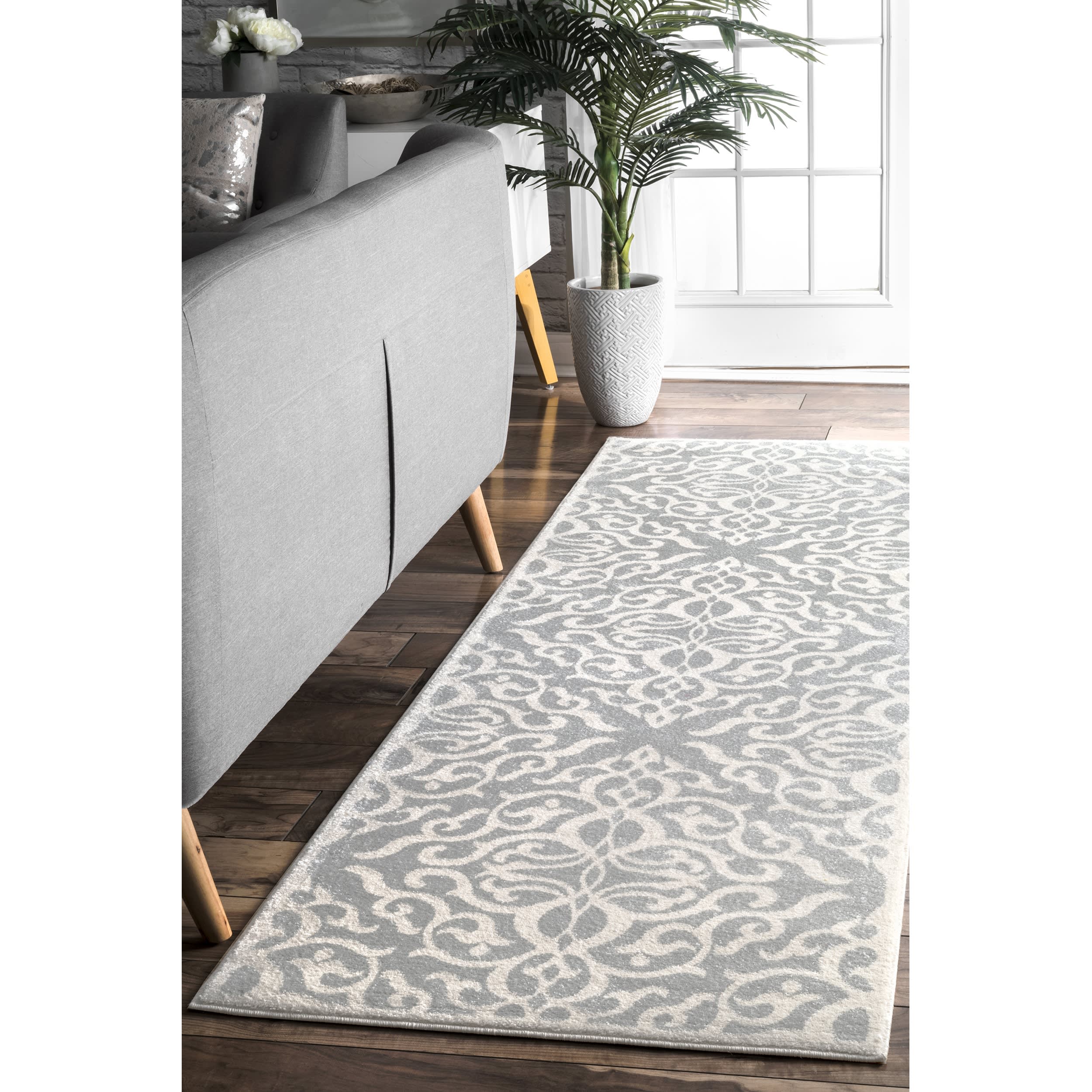 Wrought Iron Trellis Rug | Grey - Image 2