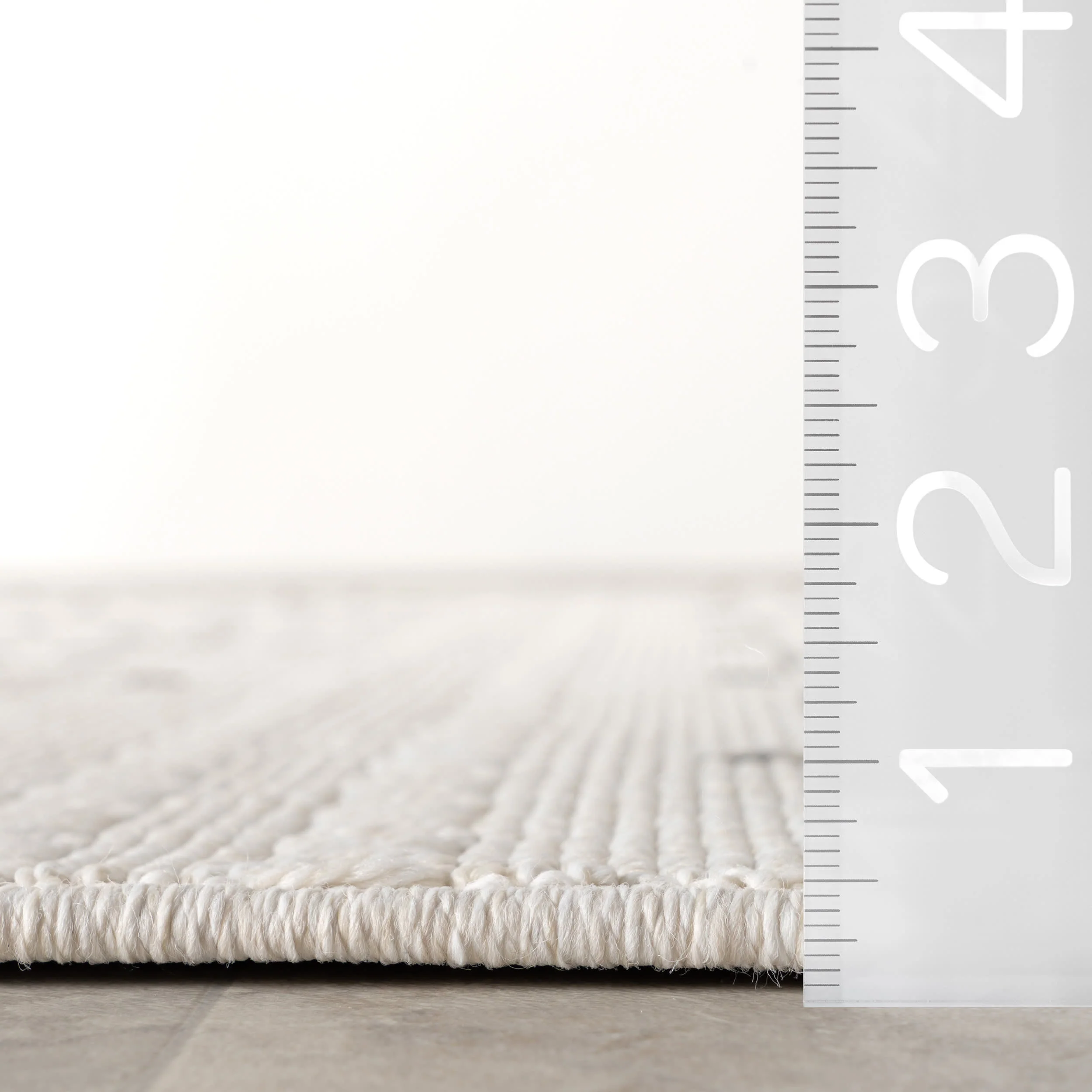 Yareli Hourglass Diamond Indoor/Outdoor Rug | Cream - Image 6
