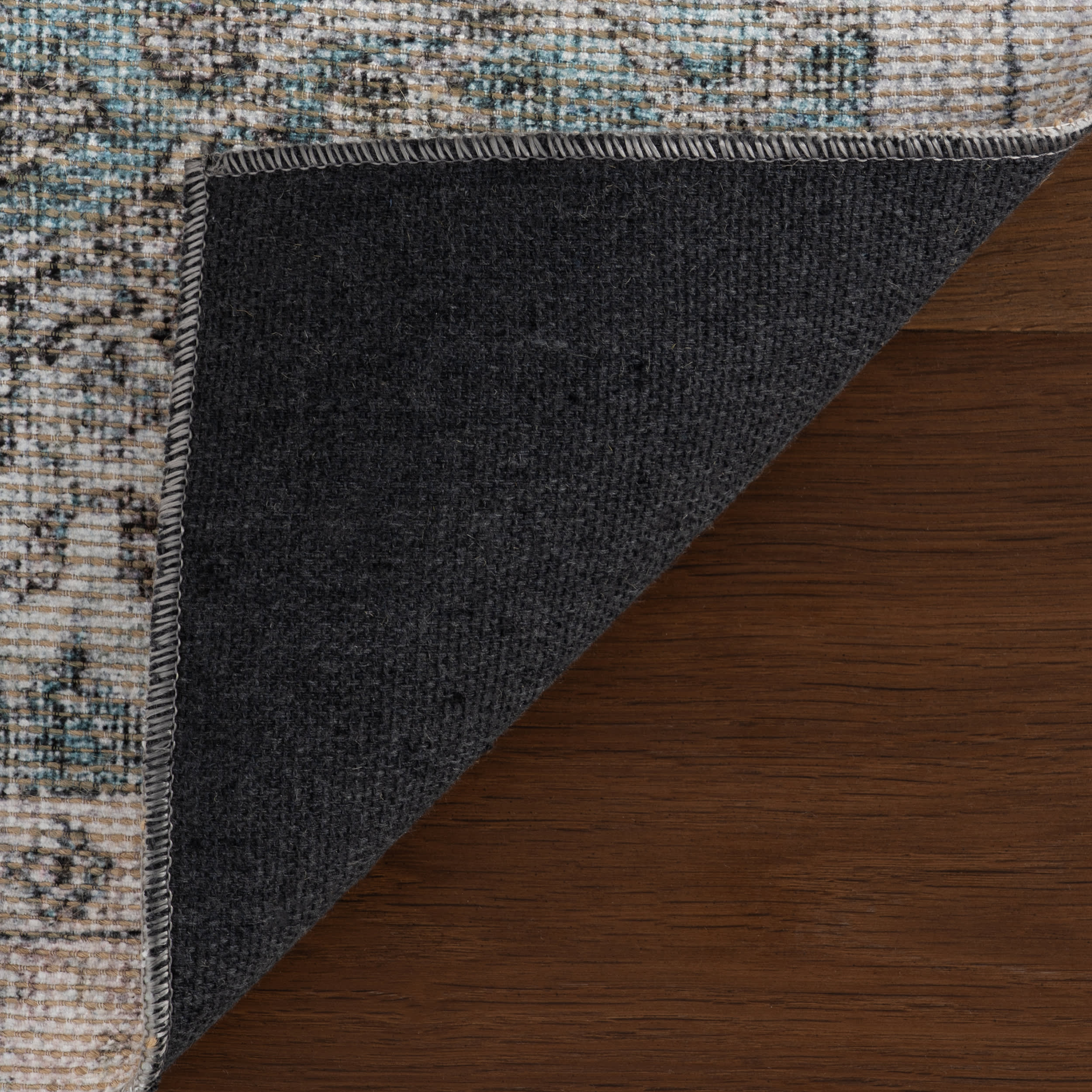 Zanika Traditional Vintage Rug | Ivory - Image 6
