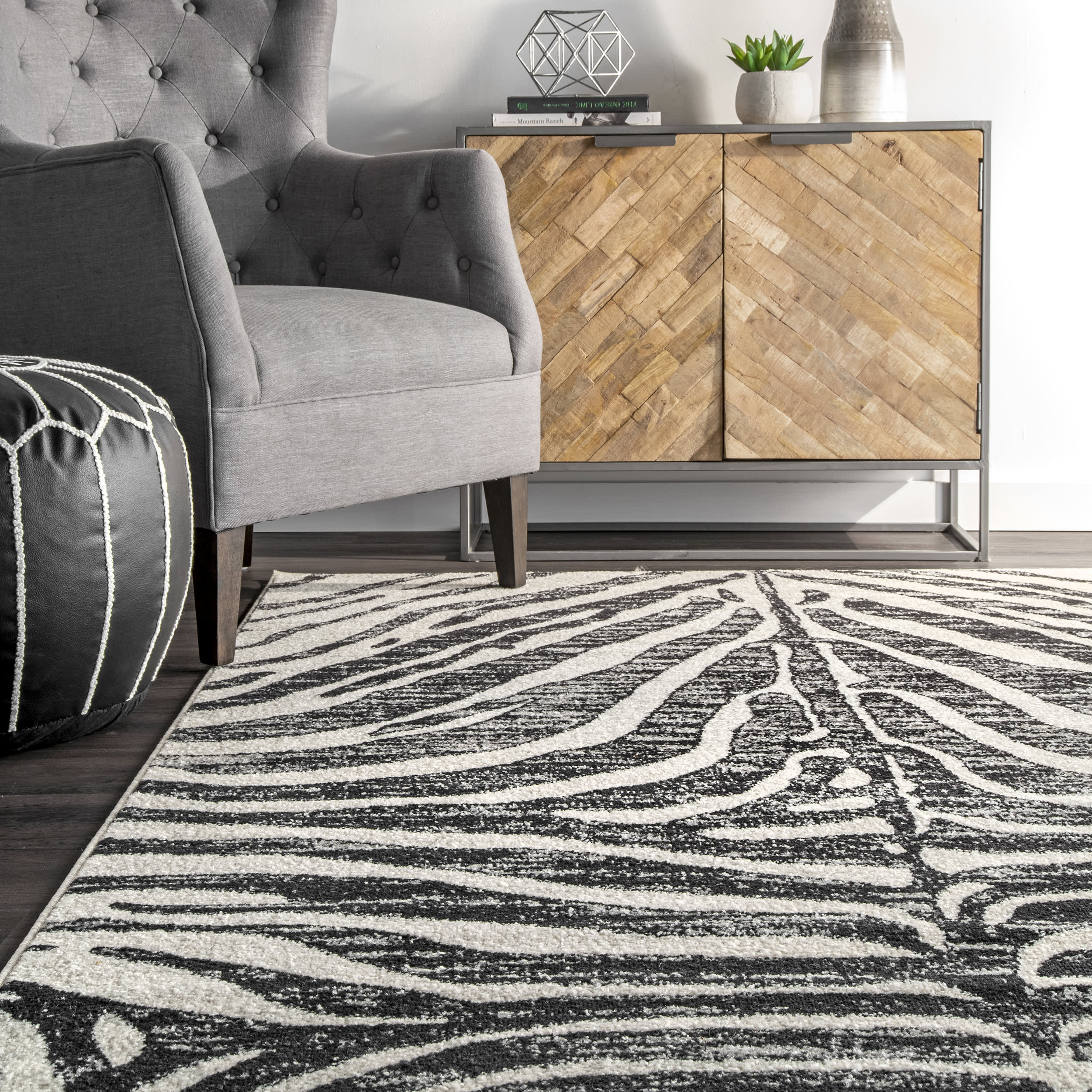 Zebra Stripes Rug | Black - Image 4
