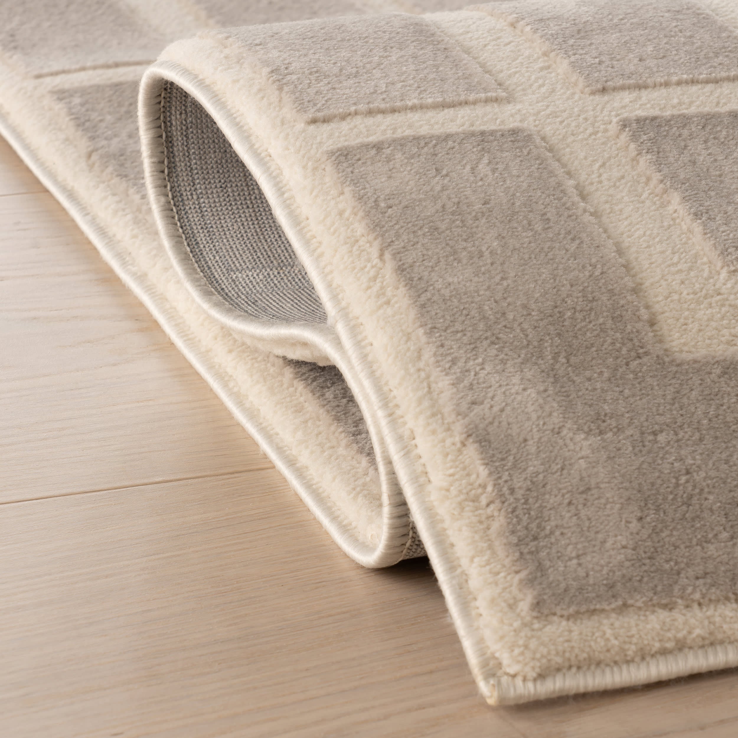 Zephyra Checkered Plush Textured Washable Rug | Cream/Grey - Image 11