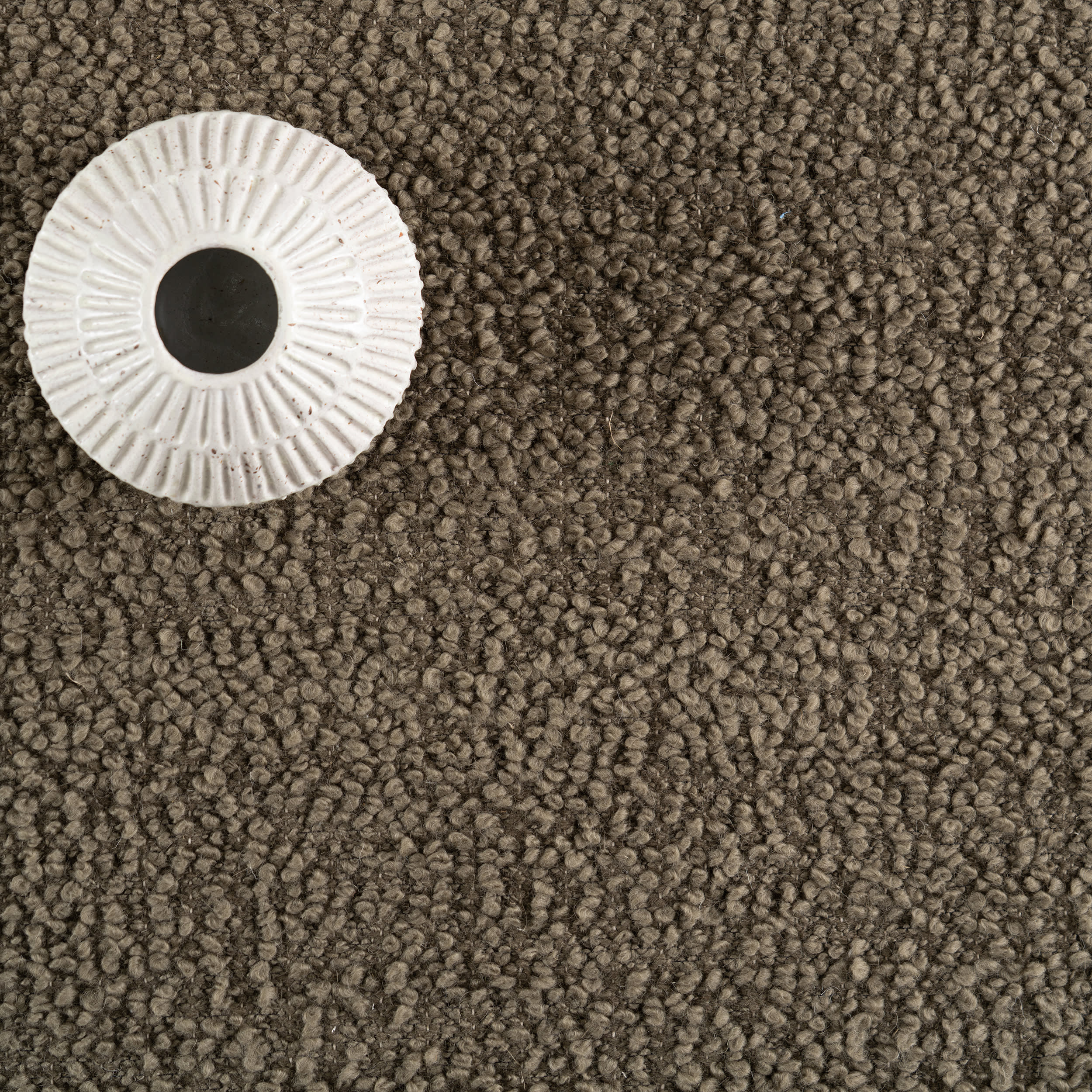 Zeva Textured Flatweave Shag Rug | Brown Olive - Image 8