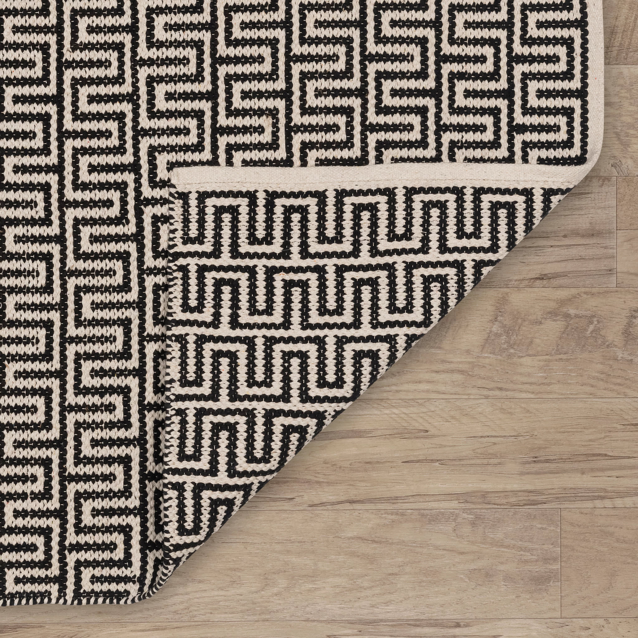 Zipper Handwoven Cotton Rug | Black/Ivory - Image 6