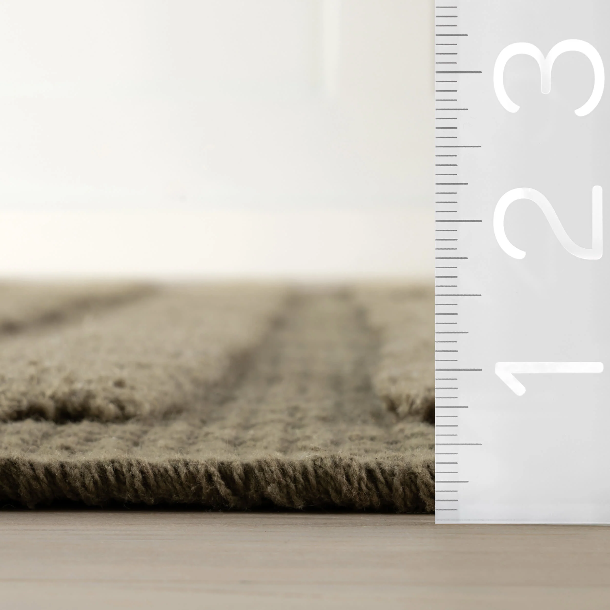 Zira Solid Mid-Century Modern Rug | Olive - Image 6