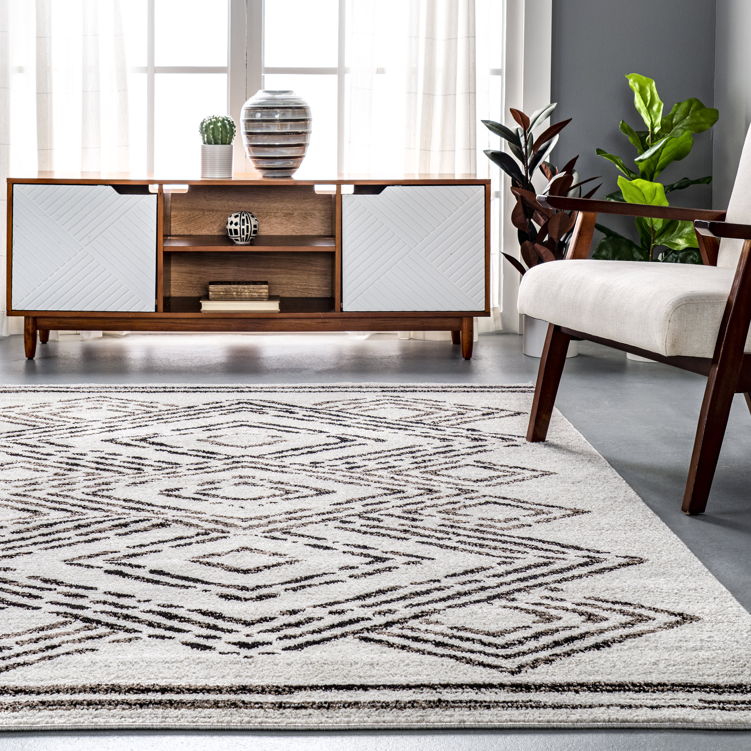 Zoe Diamond Geometric Rug | Beige - Image 4
