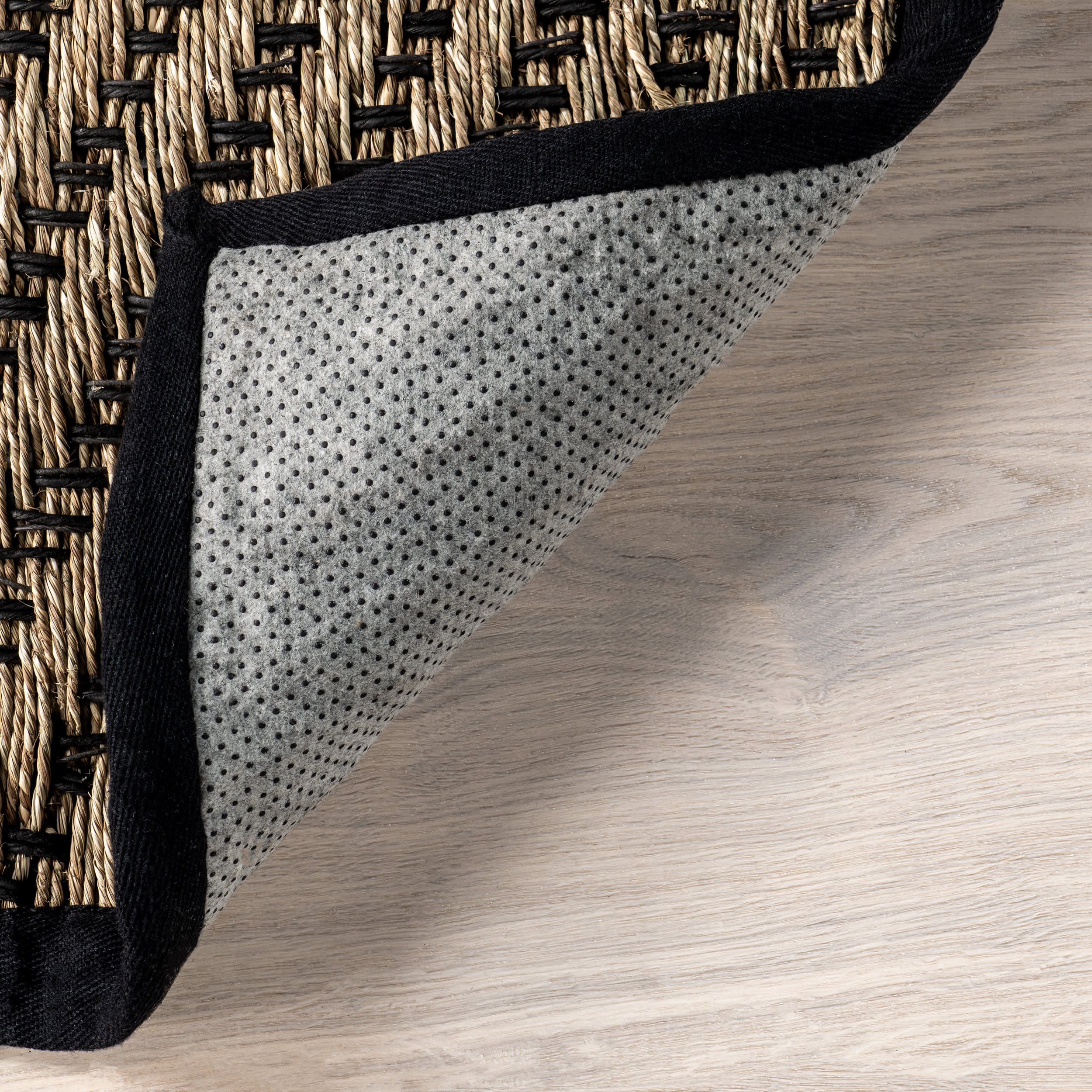 Zondra Diamond Seagrass Rug | Black - Image 6