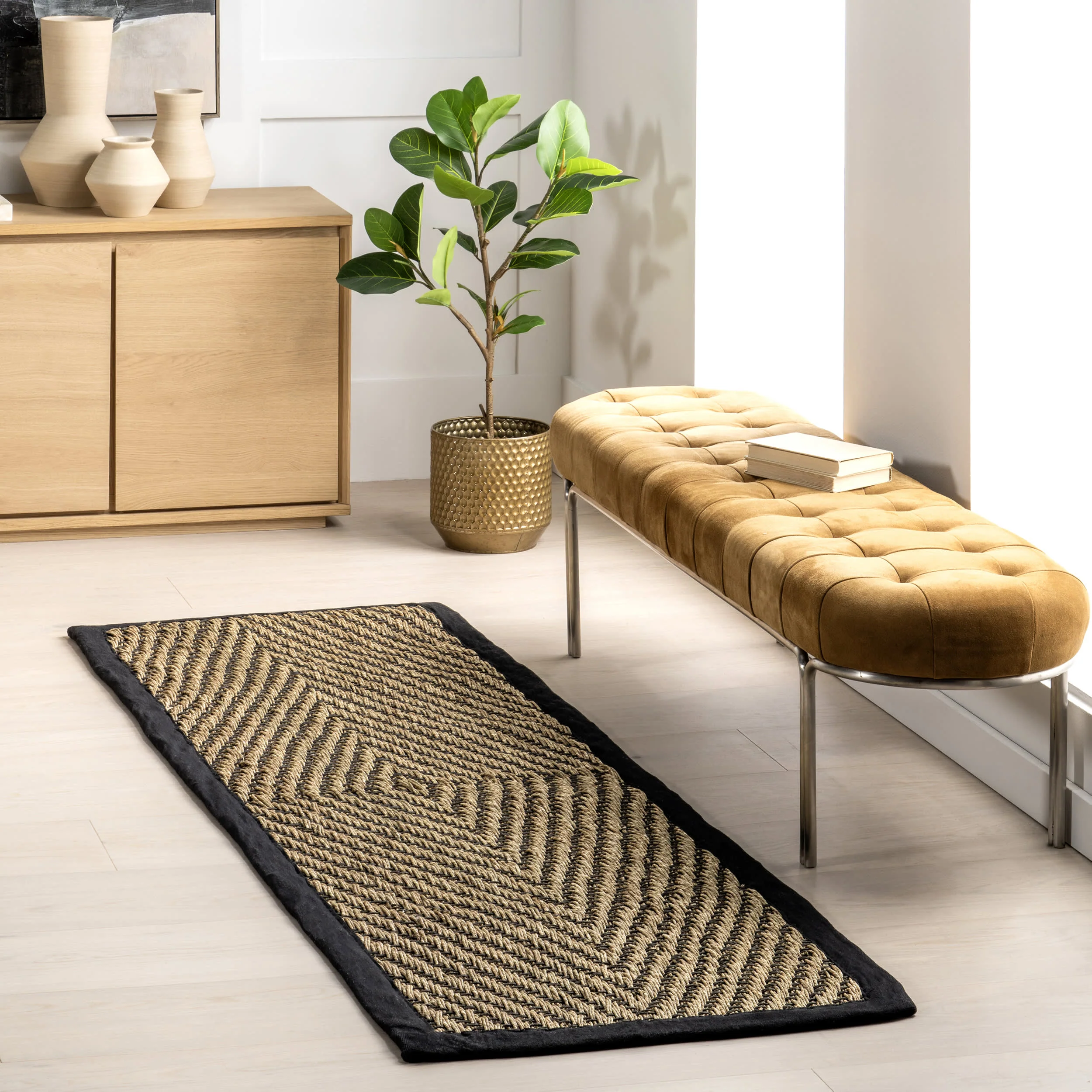 Zondra Diamond Seagrass Rug | Black - Image 2