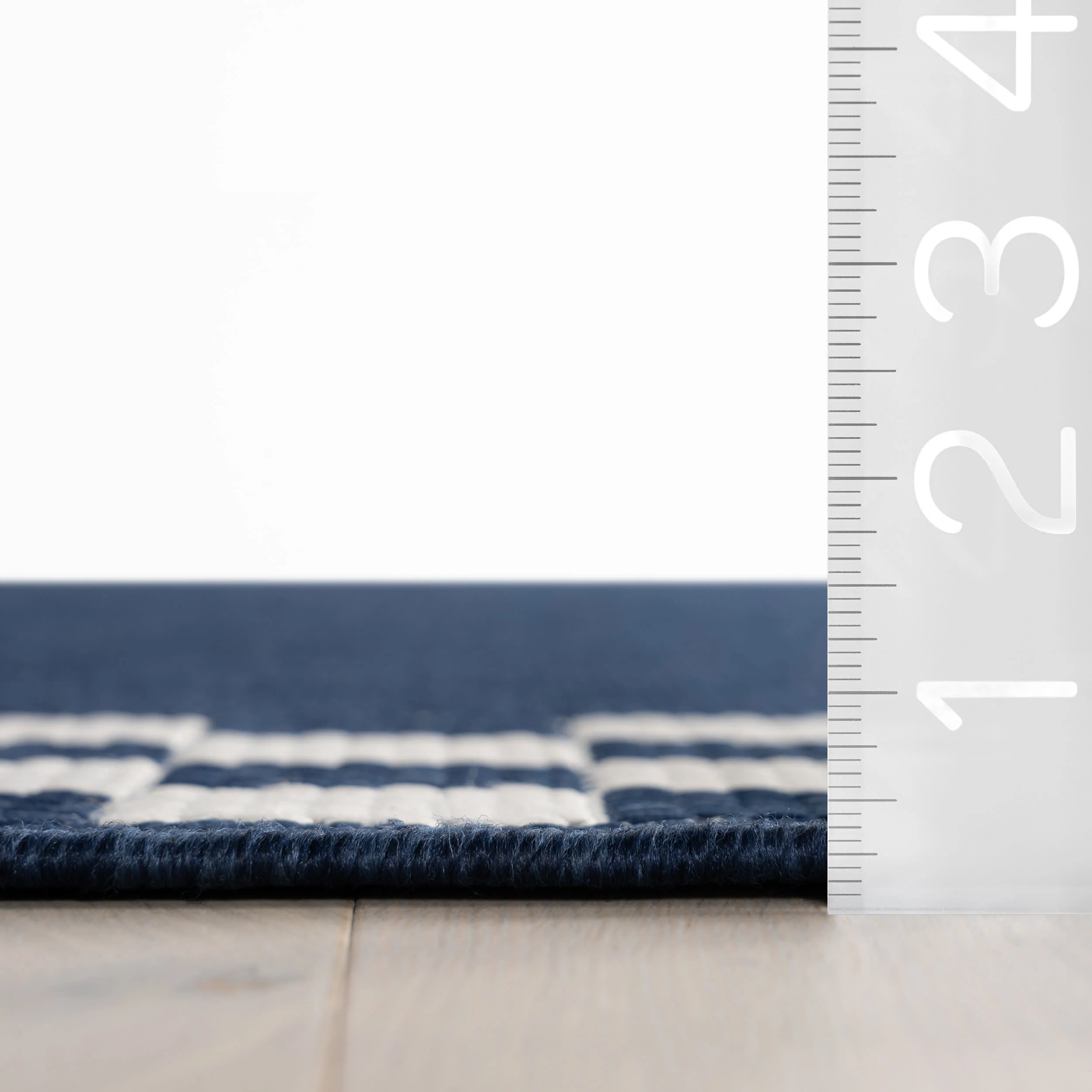 Zyrah Modern Checkered Indoor/Outdoor Rug | Navy - Image 5